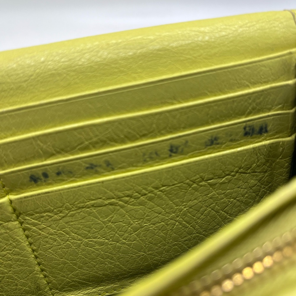 Vintage Balenciaga Women's green wallet - Picture 8 of 12